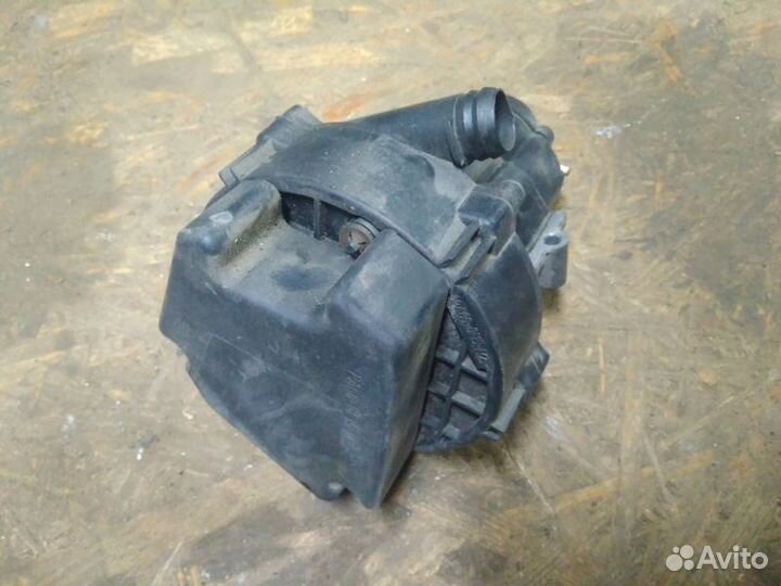 Насос продувки катализатора Mercedes-Benz W220