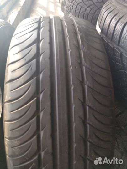 Kumho Ecsta SPT KU31 235/55 R17 103W