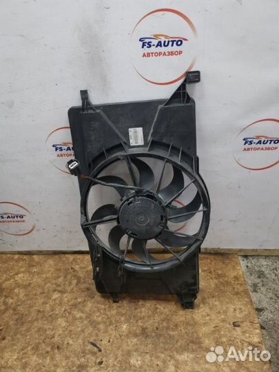 Вентилятор охлаждения радиатора Ford Focus 3