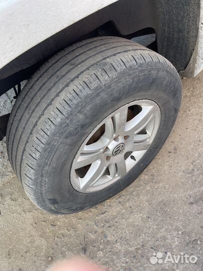 Hankook Dynapro HP2 RA33 265/65 R17