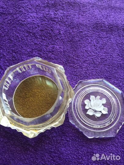 Шкатулка пудренница. Розы. СССР. 60е