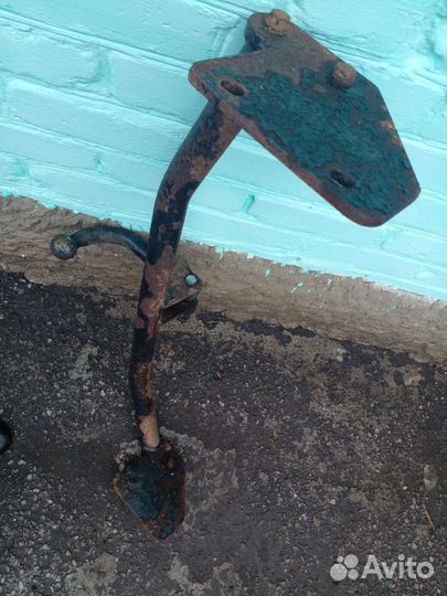 Фаркоп на kia Rio 2017г