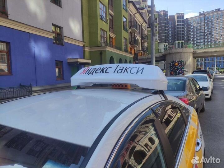Лайтбокс яндекс такси б/у