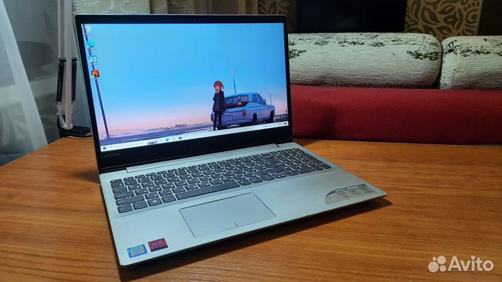 Игровой ноутбук Lenovo