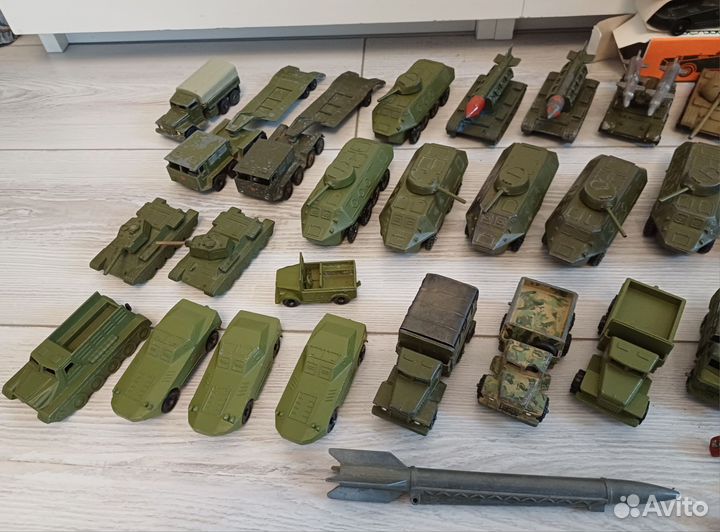 Военная техника 2 шт тпз СССР металл