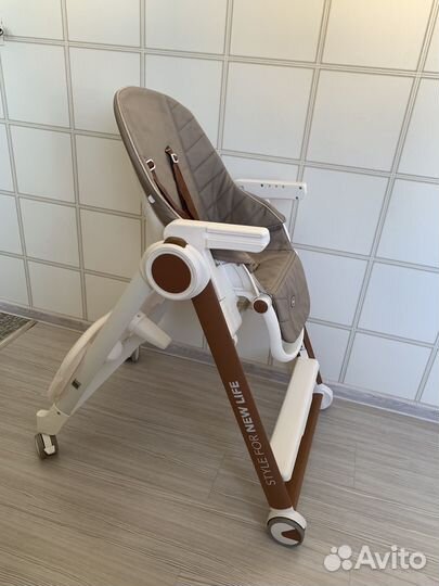 Стульчик для кормления happy baby berny v2