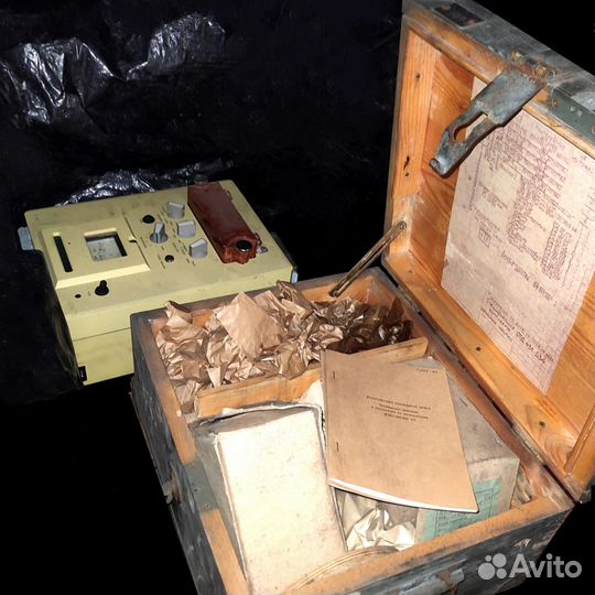 Зарядка для аккумулятора СССР