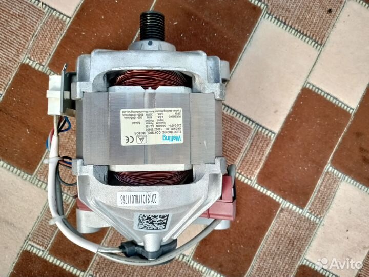 Двигататель стиральной машины indesit