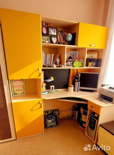 Письменный стол для школьника бу