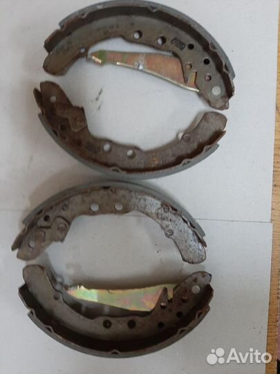 Тормозные колодки audi 100