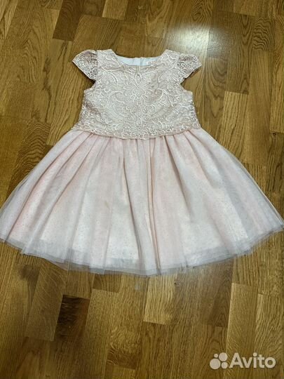 Платье нарядное 110