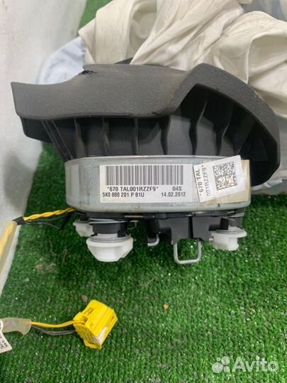 Безопасность Volkswagen Golf хетчбэк 1.6 102 Л.С