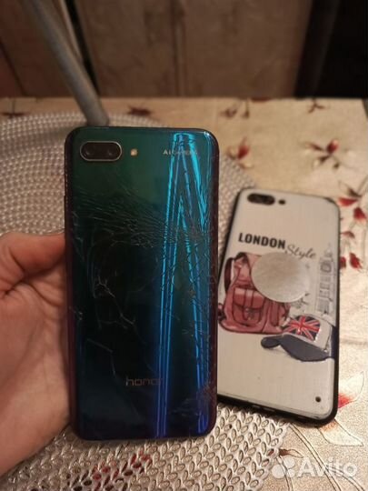 HONOR 10, 4/128 ГБ