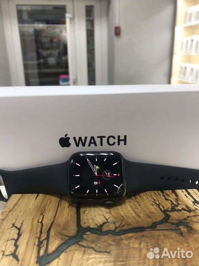 Apple watch SE 2 44mm новые
