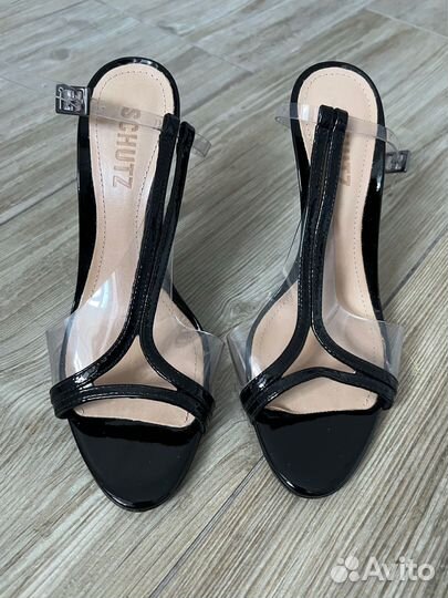 Босоножки schutz 35