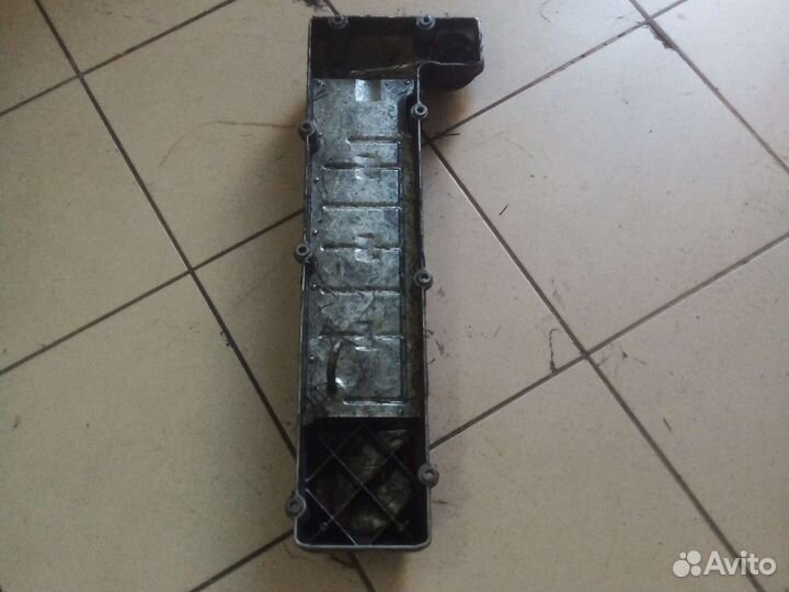 Клапанная крышка спринтер 2.9 тди