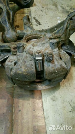 Супорта на вольцваген туарек 2.5 тди 2008 г