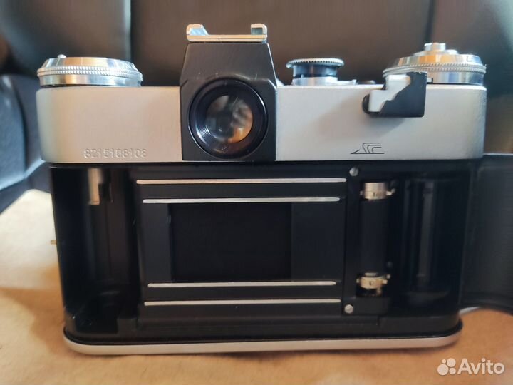 Пленочный фотоаппарат зенит-е
