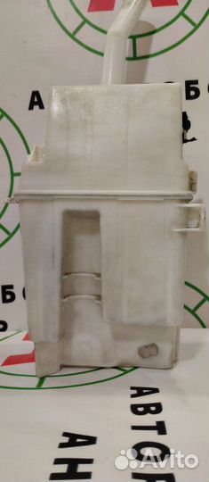 Бачок омывателя Toyota Avensis T25 2AZ-FSE