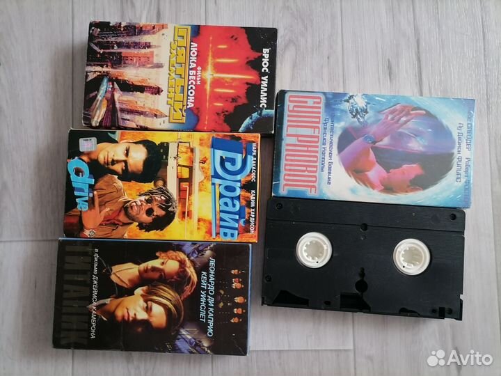 Видеокассеты