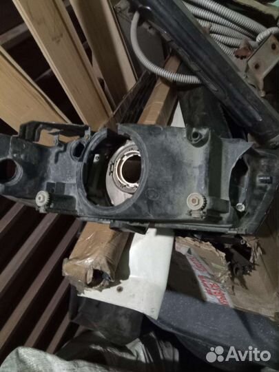 Фара правая Мицубиси каризма