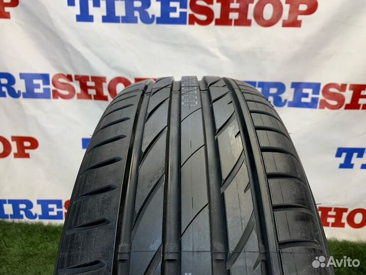 Maxxis Victra Sport VS5 275/45 R21 110Y