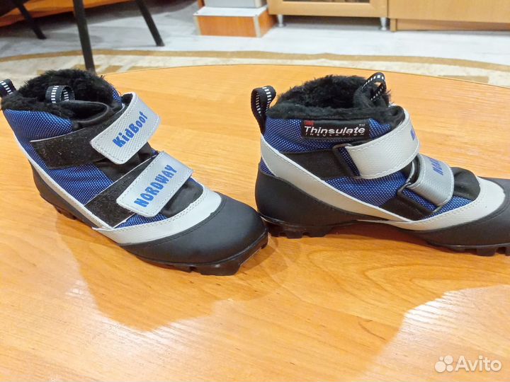 Лыжные ботинки 31р