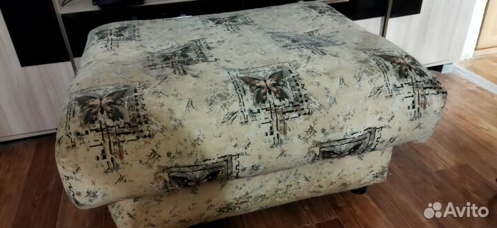 Диван раскладной бу и пуф