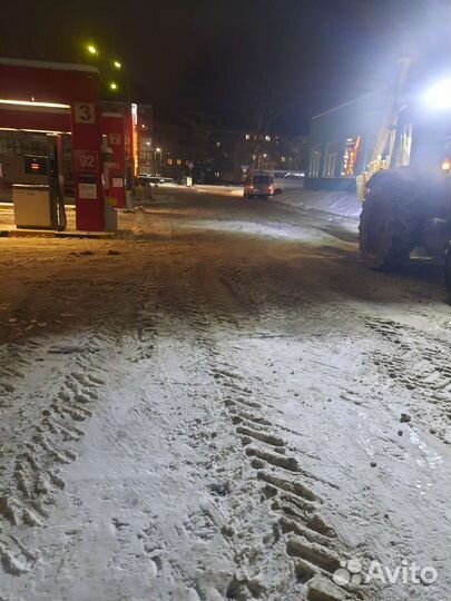 Услуги трактора экскаватора