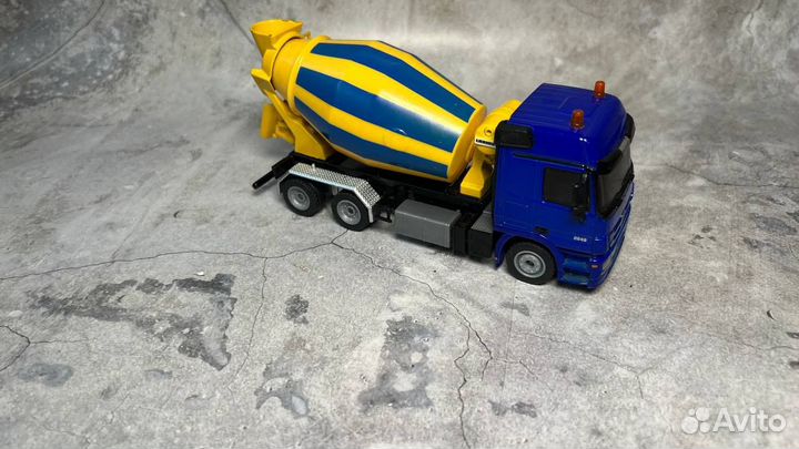 Бетономешалка siku