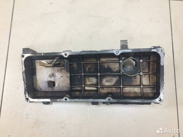 Крышка головки блока (клапанная) Renault Fluence