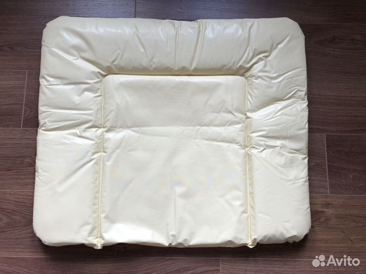 Продам пеленальную доску (тапицерка)