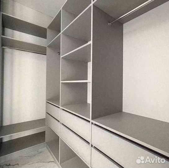 Современный шкаф купе