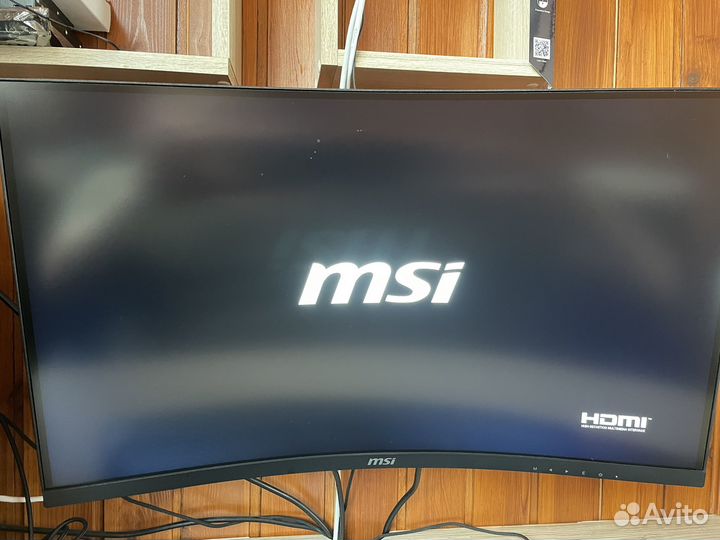 Монитор Optix G271C 27MSI