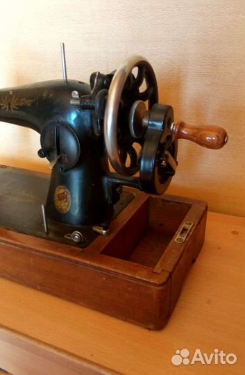 Швейная машинка Подольск (пмз) СССР