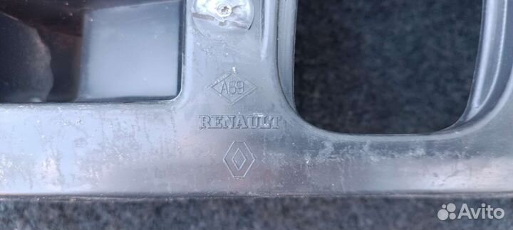 Кронштейн заднего бампера левый Рено Меган 2 седан