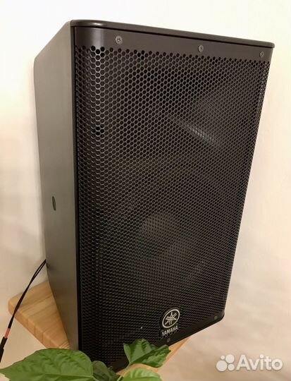 Активные колонки Yamaha DXR10