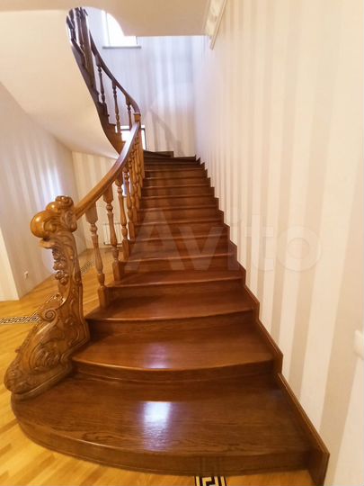 Дом 450 м² на участке 6 сот.