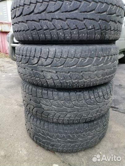 Hankook Winter RW06 265/65 R17 112T