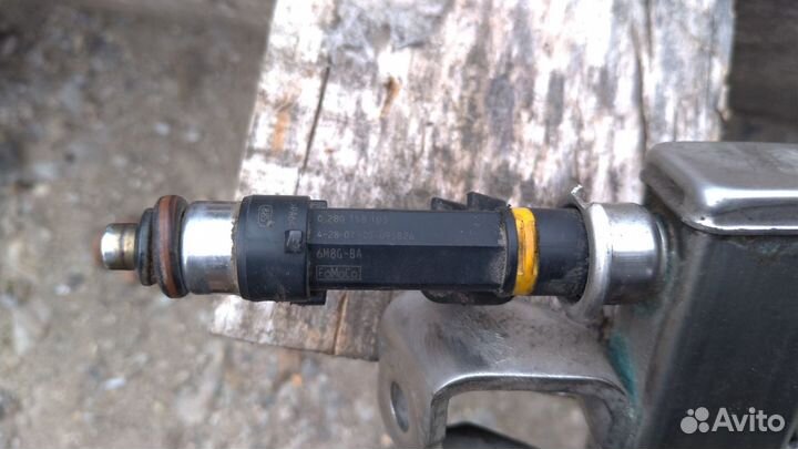 Топливная рампа Mazda 6 лифтбек 2.0 2006