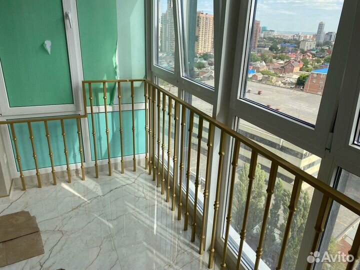 Металлическая лестница