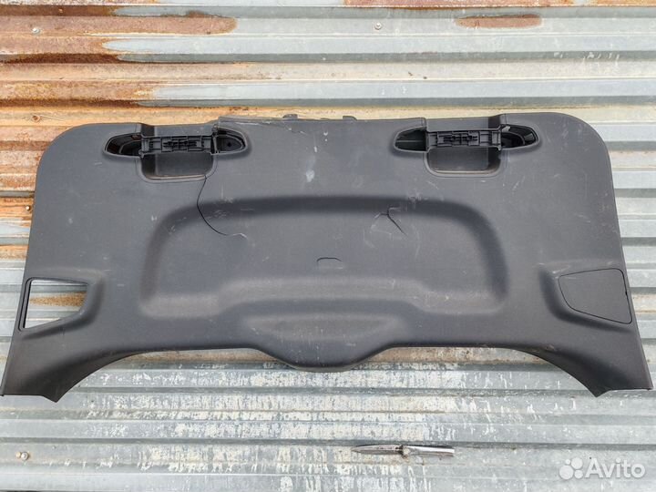 Накладка на заднюю дверь Ford focus 3 универсал