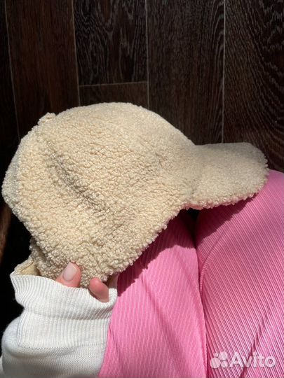 Кепка женская плюшевая