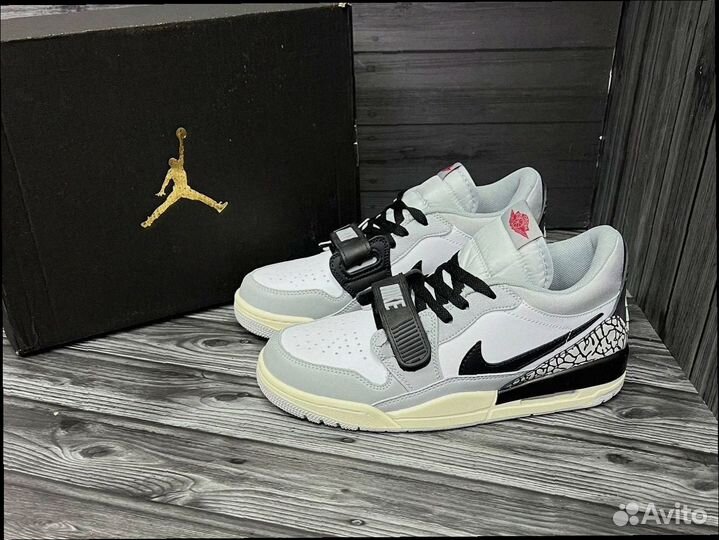 Мужские Кроссовки Nike Air Jordan 4