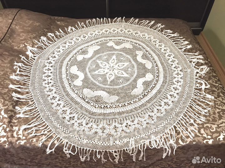 Скатерть ручная работа, б/у