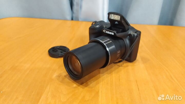 Компактный фотоаппарат canon