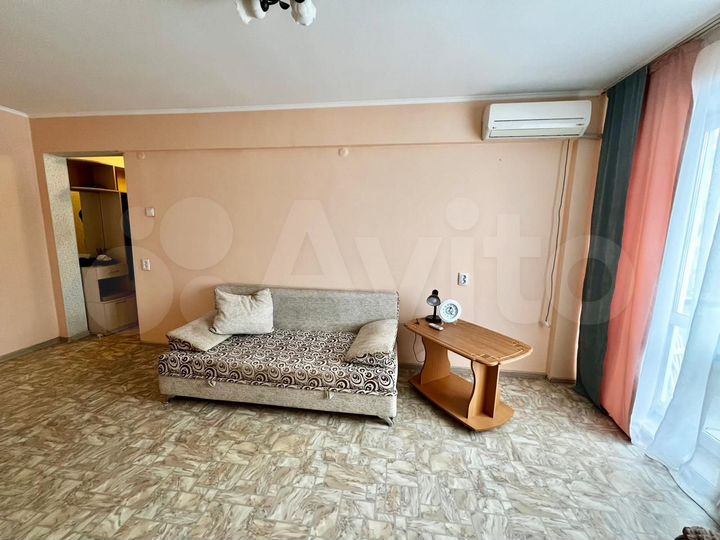 2-к. квартира, 48 м², 3/5 эт.