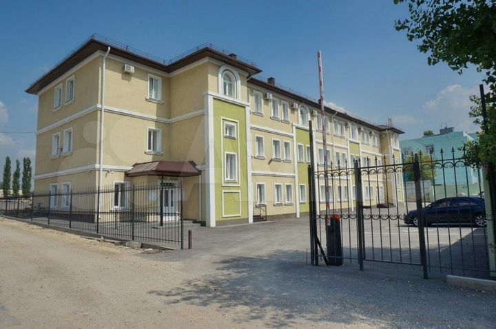 Гостиница, 2013 м²