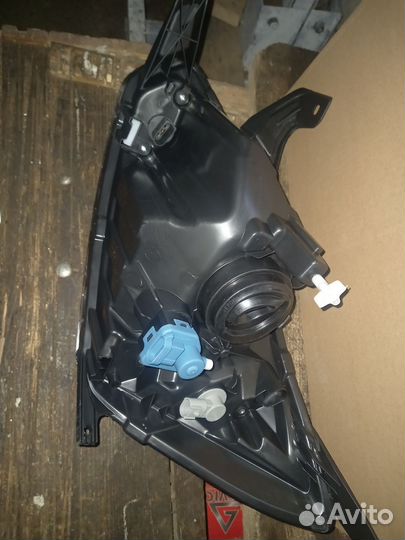 Фара datsun он до левая