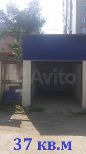 Гараж, > 30 м²